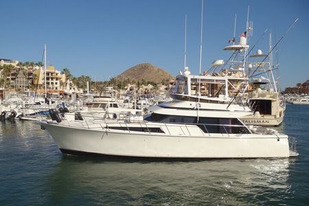 Private Yacht for Snorkel, Sunset or Whale Watching