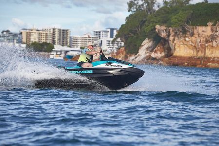 1-Hour Casino Royale Jet Skiing in Darwin