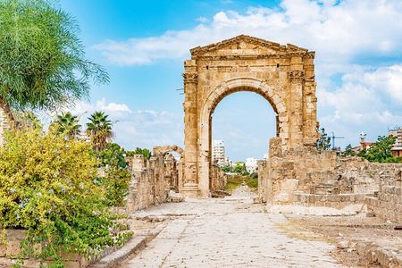 7-Day Cultural and Historic Lebanon Tour with Accommodation 