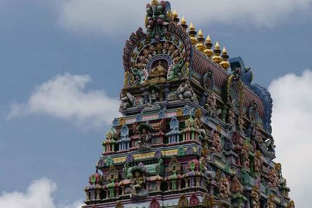 Full day (5-6 hours) island tour on Mahé with pick-up