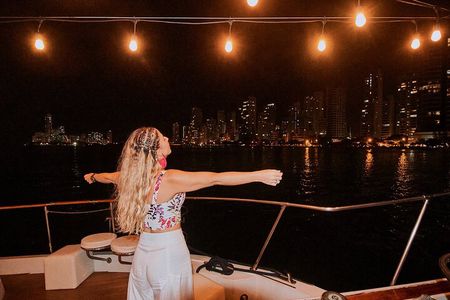 Dinner cruise on Cartagena's bay with Sibarita Master
