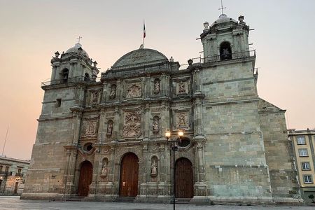 Oaxaca City tour - Santo Domingo museum & the colorful market