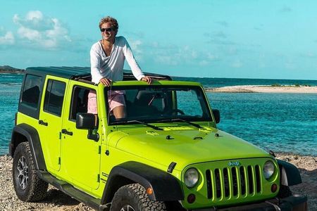 3-Hour Guided Jeep Tour Island Highlights and 1-Hour Relax by Beach