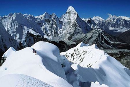 Everest Base Camp with Island Peak 