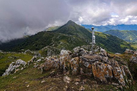 Hiking Experience in Asturias, from Gijón or Oviedo