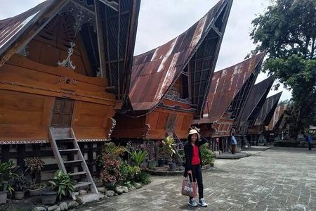 Full-Day Private Samosir Island Tour from North Sumatra