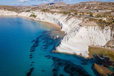 Scala dei Turchi in 3.5 hours, boat tour with stops for swimming