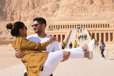 Full Day Private Luxor East & West Bank Tour With Egyptian Lunch
