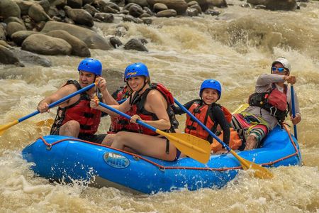 Whitewater Rafting Naranjo River from Manuel Antonio Class III-IV
