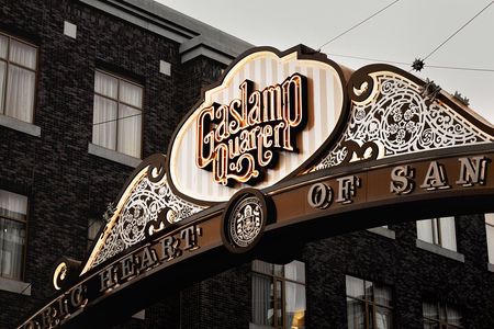 Specters and Sinners Walking Tour