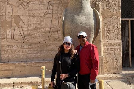 Amazing Sailing Nile cruise from Aswan for 3 Nights + Abu Simbel & Air Balloon