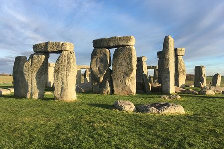 Half-Day Small-Group Tour to Stonehenge from Bath