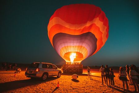Adventure Hot Air Balloon with Buffet Breakfast & Falcon Show 