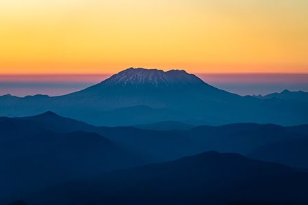 Mt. St. Helens Air Tour by Envi Adventures