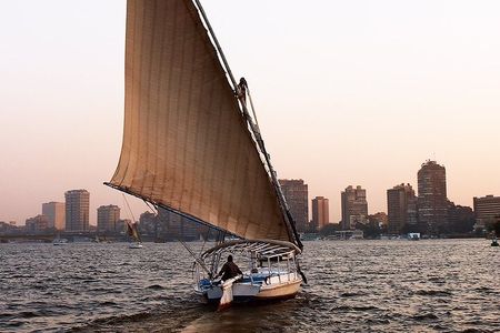 Cairo sailing boat Tours on the Nile by felucca