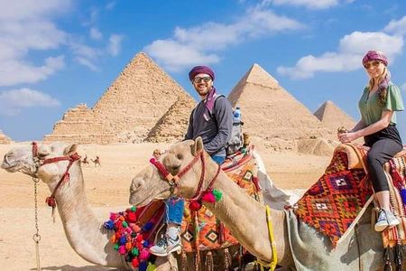 All-inclusive Giza pyramids, sphinx,camel,lunch, Inside pyramid