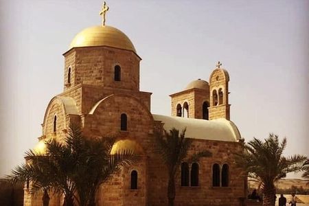 Exclusive Holy Land Experience: Full-Day Luxury Tour from Amman