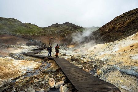 Volcano Circle – Grindavík, Reykjanes Hot Springs & Lava Fields