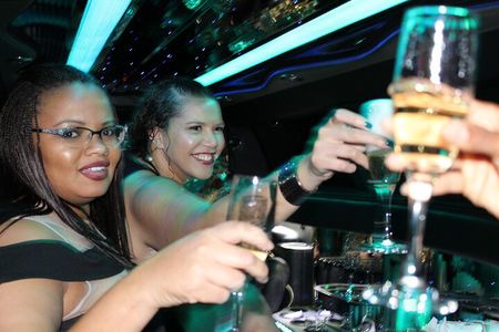 Private 2-Hour Limo Tour of Las Vegas with Champagne
