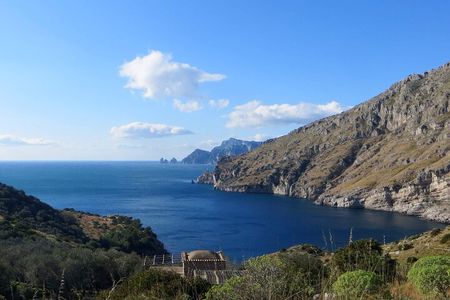 Sorrento Peninsula: Guided Trekking Tour with Views