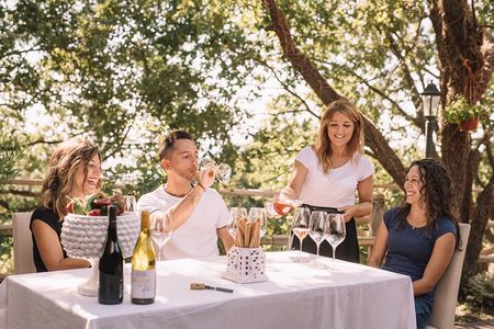 Private Wine and Food Tasting Immersed in Nature in Milo