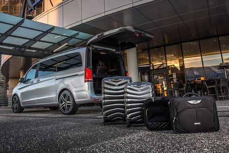 Full-Day Private Chauffeur Service in Dubai