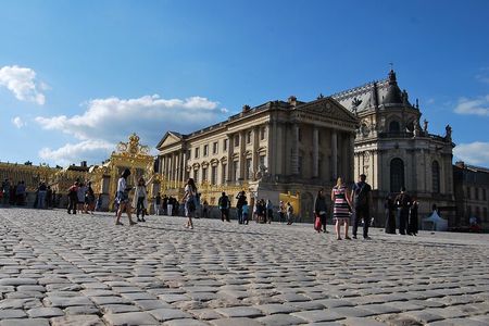  Versailles Small Group Guided Tour with Local Guide