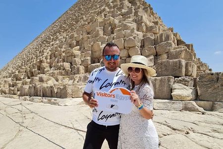  Day Tour at Giza Pyramids & Sphinx