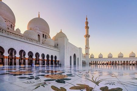 Full-Day Tour to Abu Dhabi with Pick Up