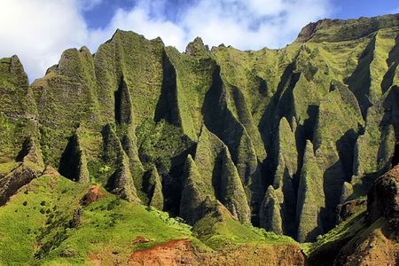 Ultimate Na Pali Coast Zodiac Boat Snorkeling and Sea Cave Tour