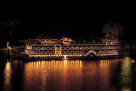 Cairo dinner Cruise with Belly dancer show