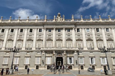 Royal Palace Madrid Small Group Tour with Skip the Line Ticket