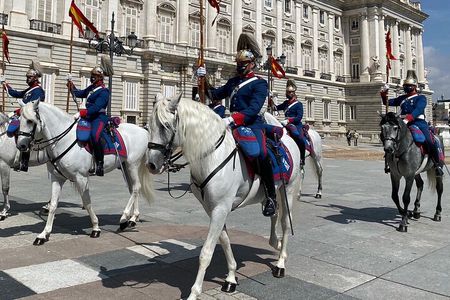 Royal Palace Madrid Small Group Tour with Skip the Line Ticket