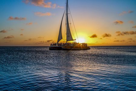 Aruba Sunset Sail with Open Bar 