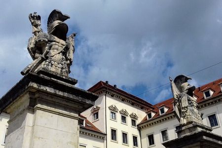 Munich WWII and Dachau Concentration Camp Private Tour with Licensed Guide