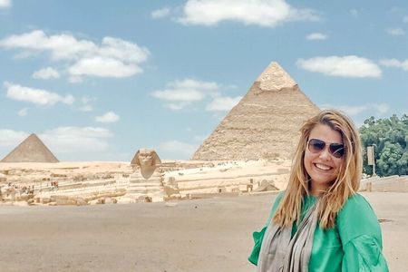 Cairo Layover Tour to Pyramids, Islamic Cairo & Tourist Bazaar