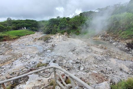  Volcano,Waterfalls,Horses,Hotsprings,Mudbath,Hanging Bridges