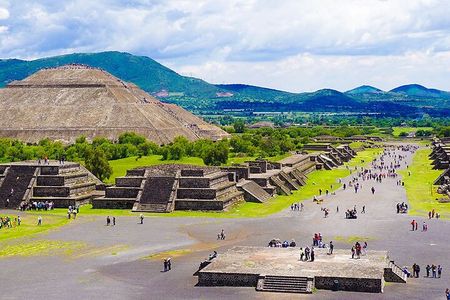 Pyramids of Teotihuacán and Basilica of Guadalupe