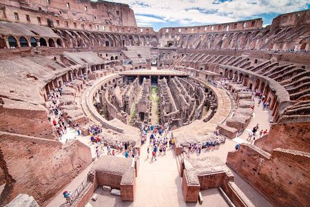 Ancient Rome Guided Tour: Colosseum, Forum and Palatine