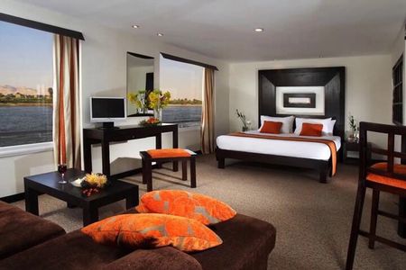 Sailing Nile cruise from Luxor for 6 nights