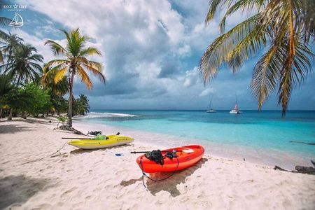 2-Day San Blas Adventure from Panama City with WiFi
