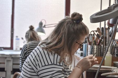 Barcelona Workshop: Make your silver ring with a jeweler