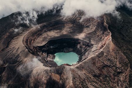 Best Day-Tour : Santa Ana Volcano Hiking + Lake Coatepeque