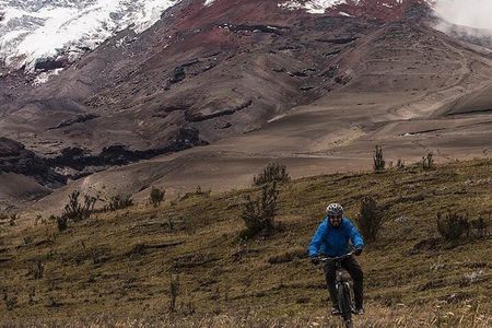 3-day Bike&Hike - Cotopaxi-Quilotoa-Chimborazo: The heart of the Andes 