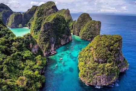 Phi Phi & Khai Islands Snorkeling Trip w/ Lunch and Fins by Speedboat 