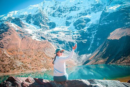 From Cusco: Humantay lake full day tour 
