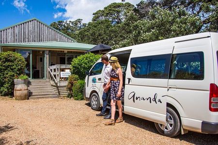 The Essence of Waiheke Wine Tour