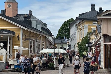 Private Helsinki Tour Highlights & Visit Porvoo City 1346