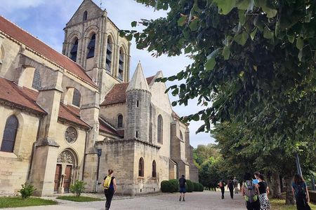 Hiking Adventure in Van Gogh's Footsteps with 6 miles walk