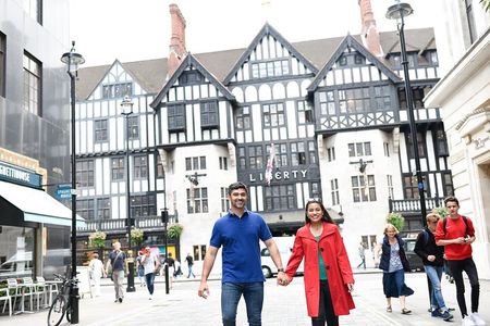 Private London Shopping Tour with a Local Guide Tailored to Your Interests 